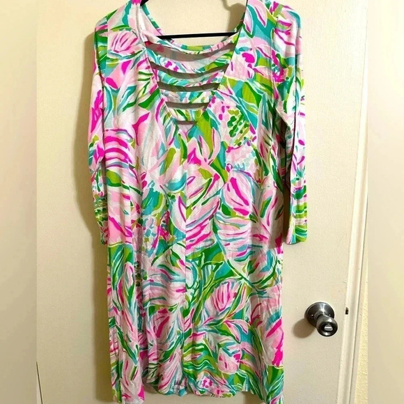 EUC Lilly Pulitzer Floral Dress - Picture 2 of 2